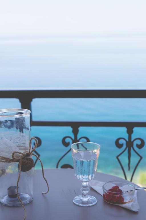 Maistrali Pension Skála Marión Ruang foto