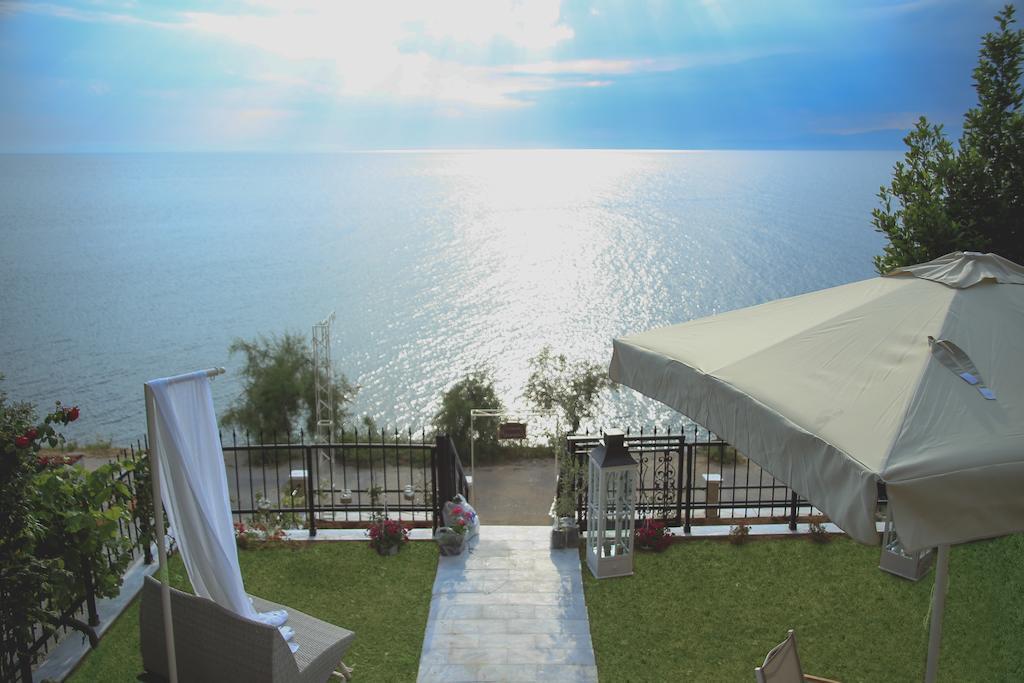 Maistrali Pension Skála Marión Bagian luar foto